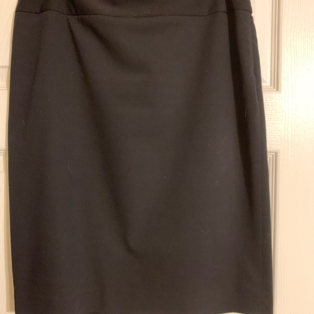 Lined pencil skirt